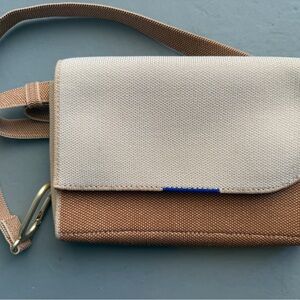 Rothy’s Beige & Cream Belt/Waist Bag